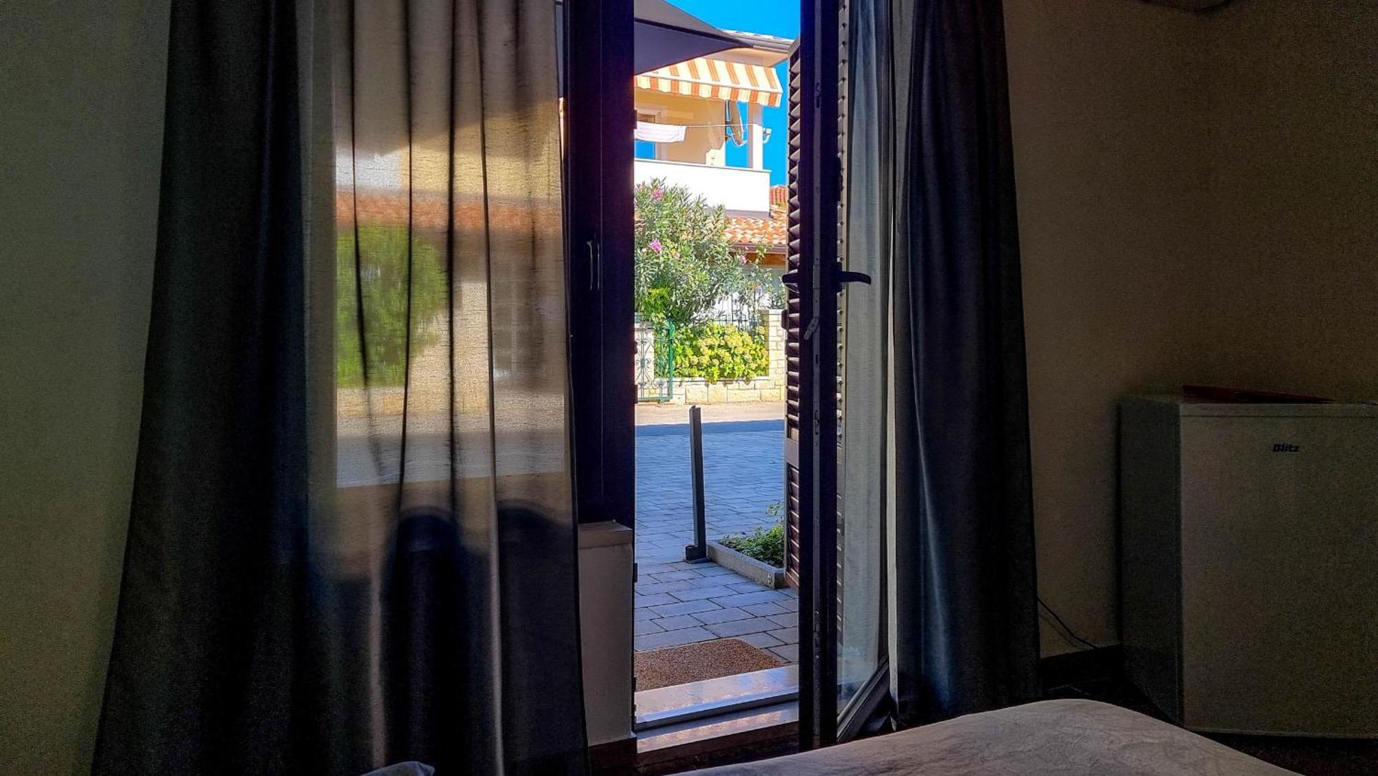 Room Fiore Novigrad Istria Eksteriør bilde